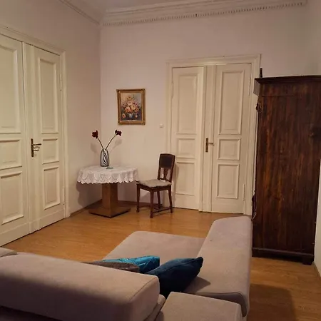 Apartamentkwiatowa 10